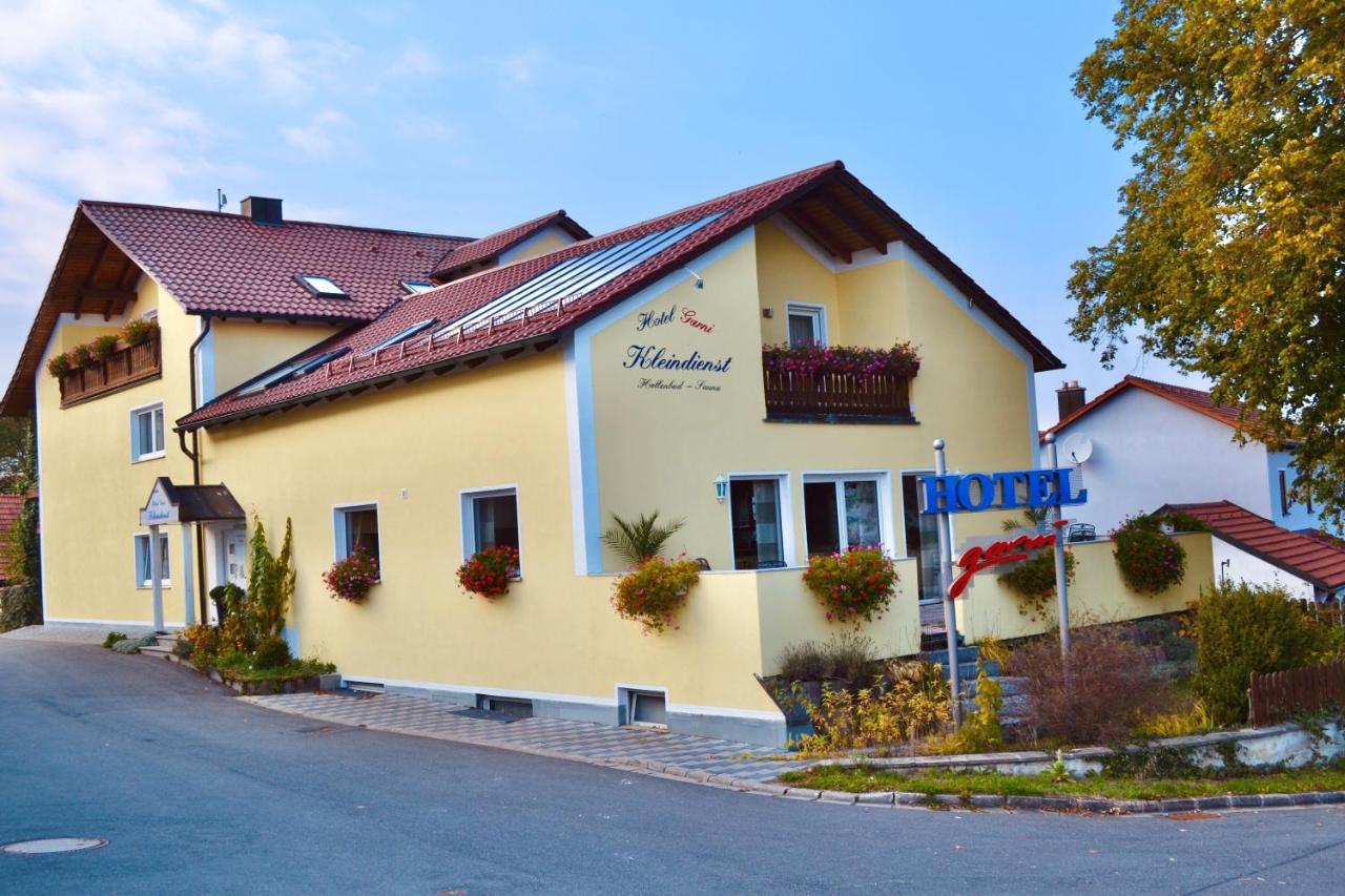 Hotel Garni Kleindienst Ursensollen Exteriér fotografie